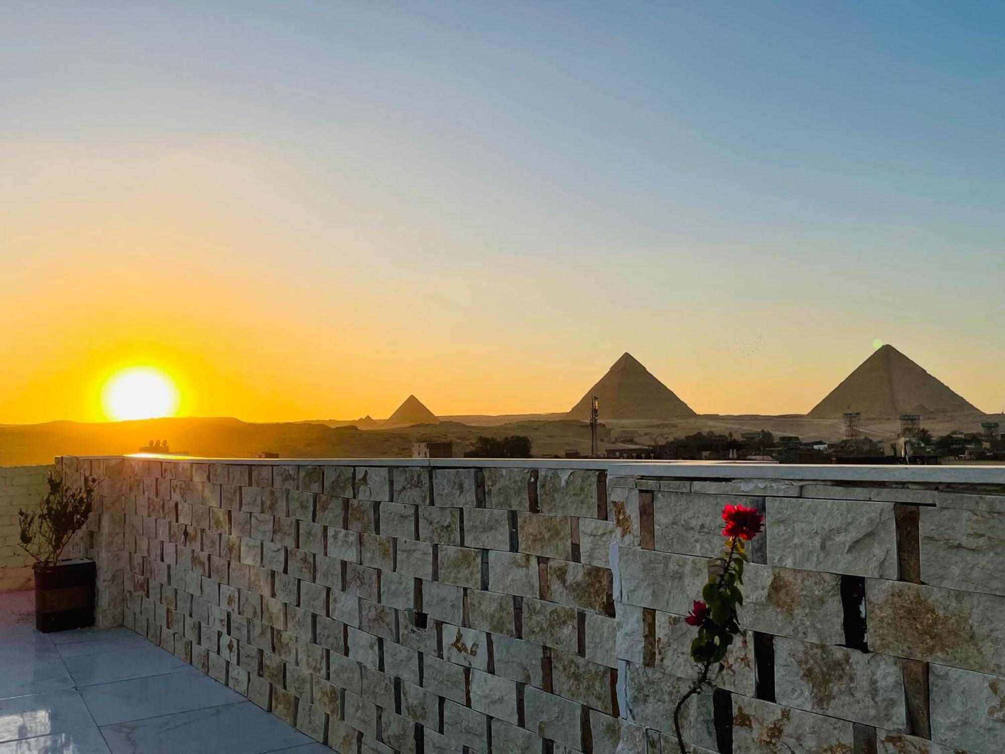 Golden Mask Pyramids Inn Kafret el-Gabal Εξωτερικό φωτογραφία